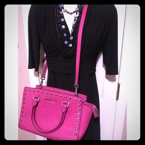 AUTHENTIC MICHAEL KORS HOT PINK STUDDED OTS BAG💞